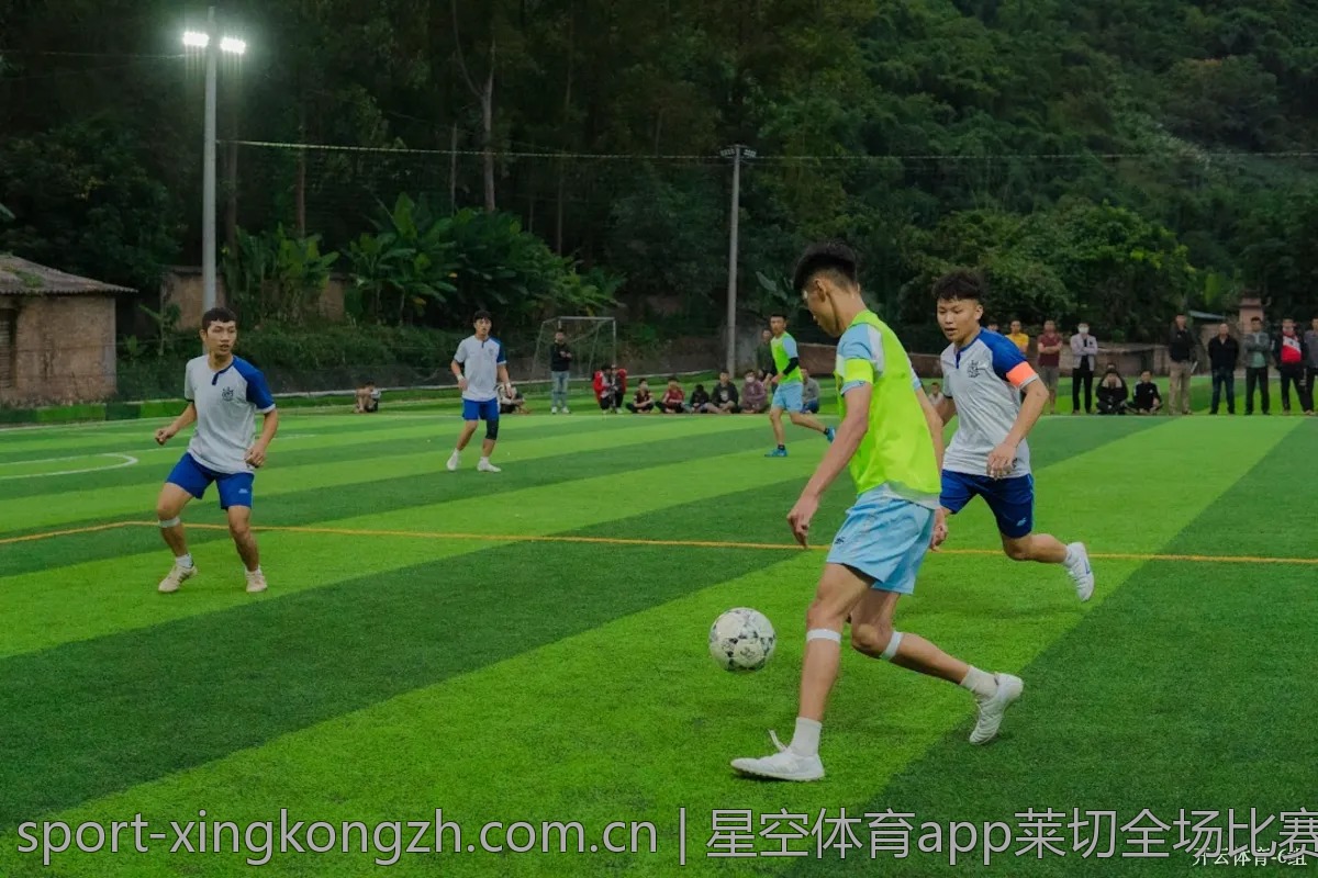 星空体育app莱切全场比赛高清回放